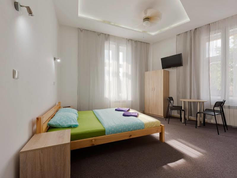 Hostel 70S Cracovie Extérieur photo
