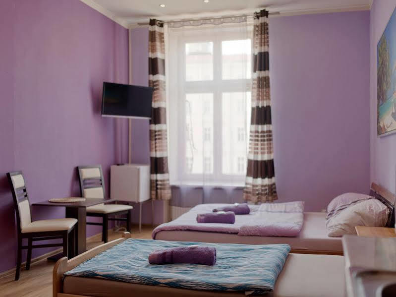 Hostel 70S Cracovie Extérieur photo